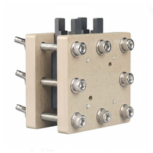 Economic Redox Flow Battery Testing Cell without Flow Channels, CERFBTC